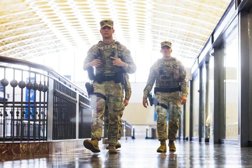 Trump, Guardia Nacional, inmigrantes MundoNOW, Newsom Threatens to Sue Trump Over Plan to Send Troops to San Francisco