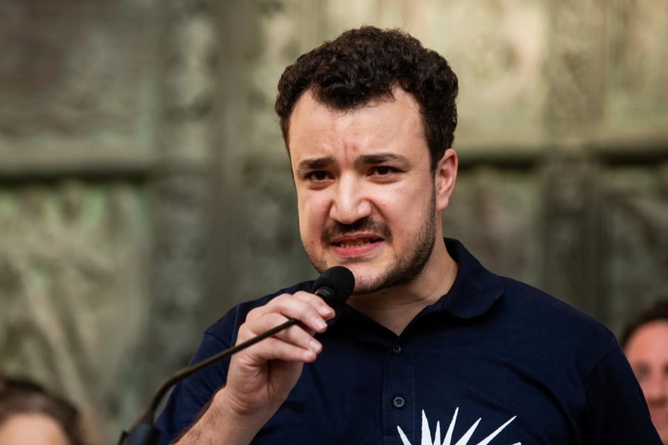 Mahmoud Khalil, activista palestino, enfrenta deportación en EE.UU.