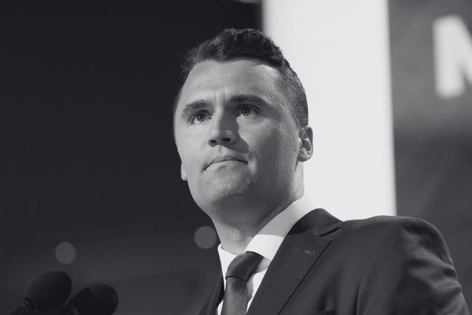 Muere Charlie Kirk, aliado de Trump, tras tiroteo en Utah