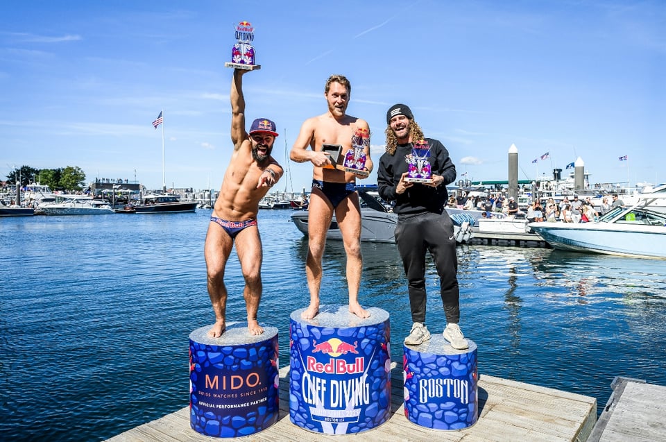 Lichtenstein hace historia en Boston y los hispanos brillan en el Red Bull Cliff Diving; MundoNOW lo vive en primera fila