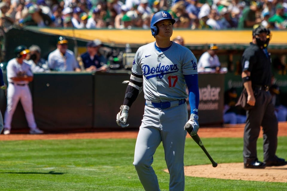 mlb