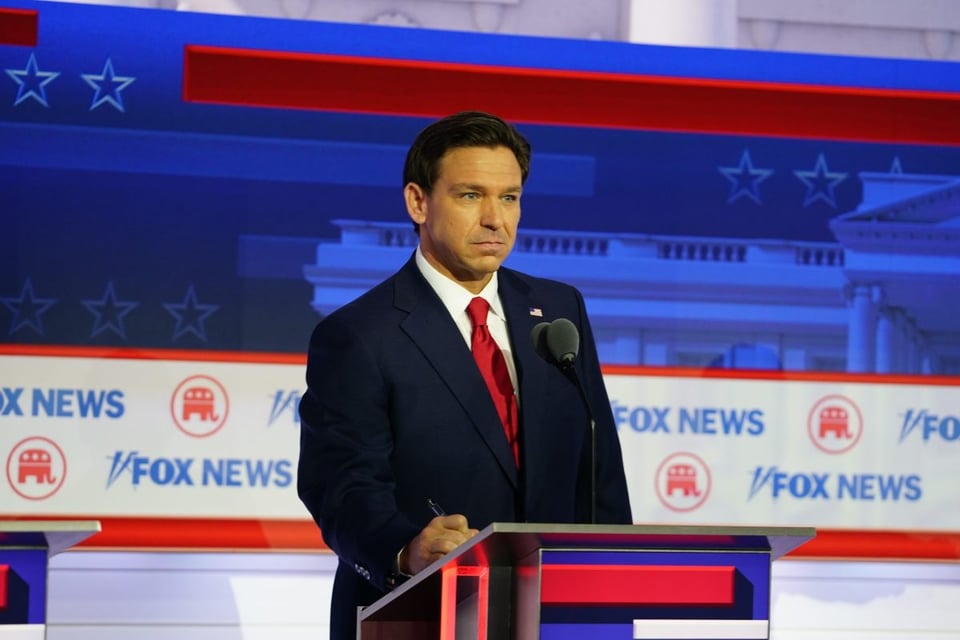 Congresistas piden a DeSantis frenar plan que quita vacunas obligatorias en Florida featured image