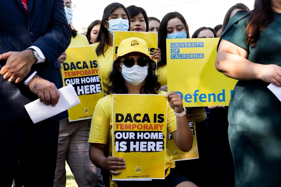 Groups Launch Tally of ‘Dreamers’ Detained by ICE Despite DACA