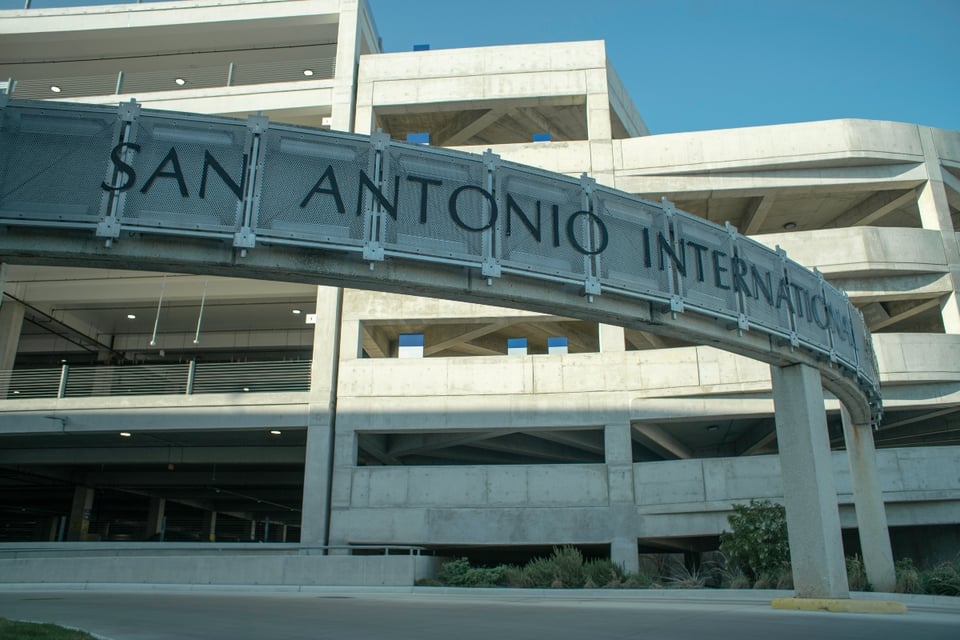 Ley del 11 de septiembre en Texas: qué cambia en aeropuertos