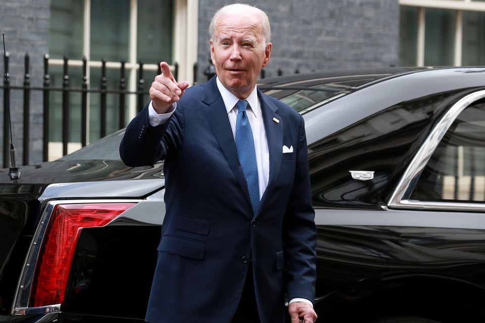 Joe Biden reaparece en público en Delaware con cicatriz en la cabeza