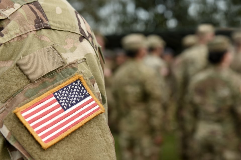 Marine, Pentágono, publicación MundoNOW, Marine Fired Over Post Against Charlie Kirk Sparks Pentagon Controversy