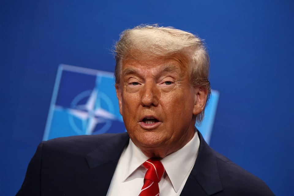 Trump exige a los países de la OTAN que dejen de comprar petróleo ruso featured image