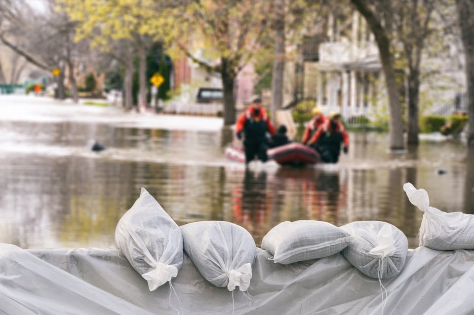 Tormenta costera golpea el Atlántico medio con lluvias e inundaciones