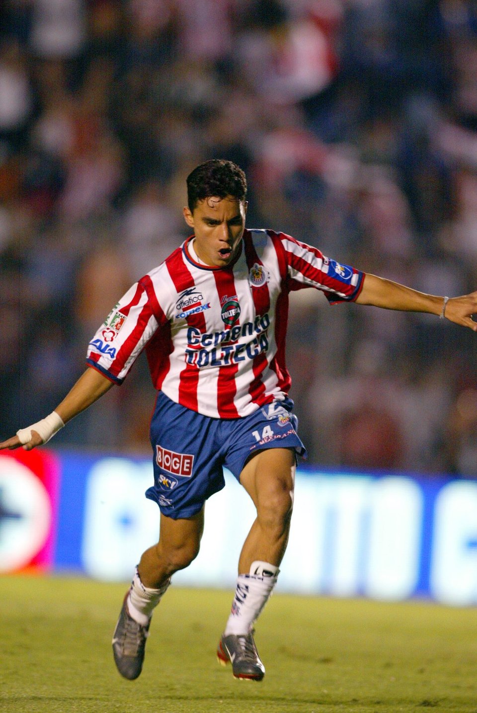 Exfutbolista Omar Bravo es imputado por abuso sexual infantil agravado