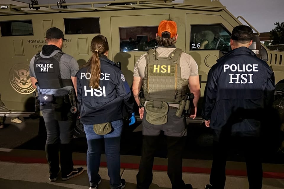 EE.UU. recluta miles para ICE: 175,000 aplicaron
