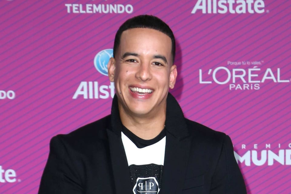 Daddy Yankee confirma épico regreso a los escenarios en los Premios Billboard 2025