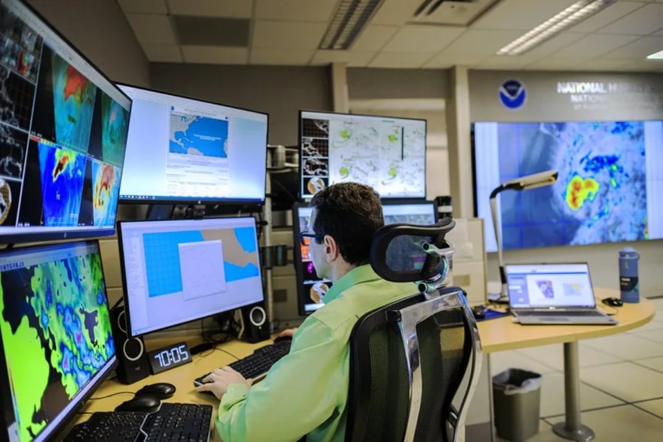 Dos áreas en vigilancia por posible desarrollo tropical en el Atlántico y cerca de Florida