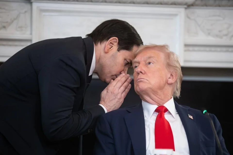 Marco Rubio interrumpe reunión con noticia clave