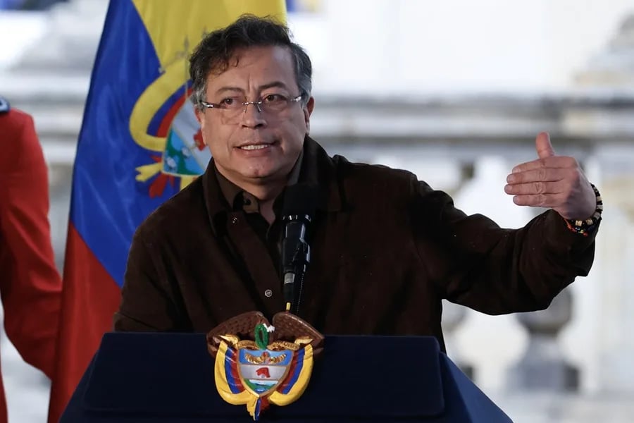 Petro afirma que Trump se engaña y exige respeto a Colombia