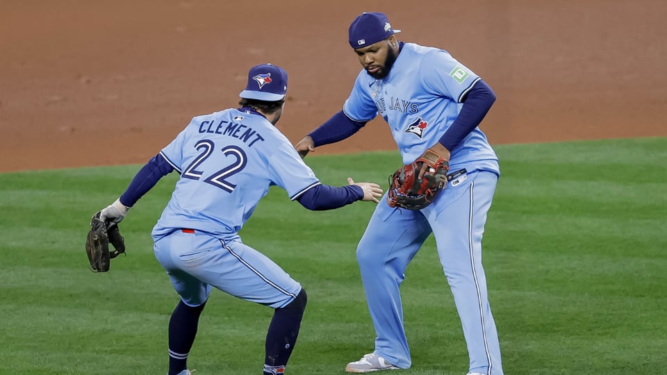 Blue Jays empatan la serie ante Mariners