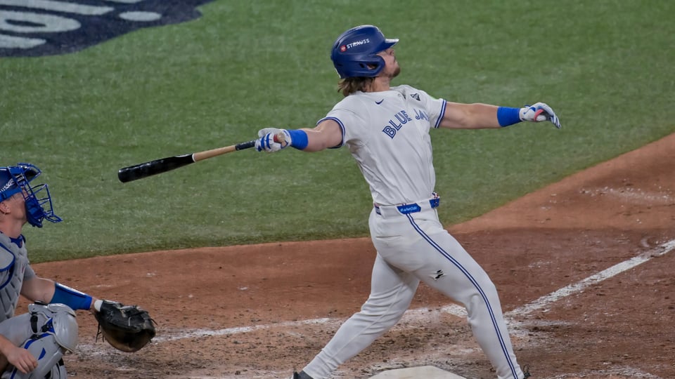 Blue Jays aplastan a Dodgers en el Juego 1 de la Serie Mundial