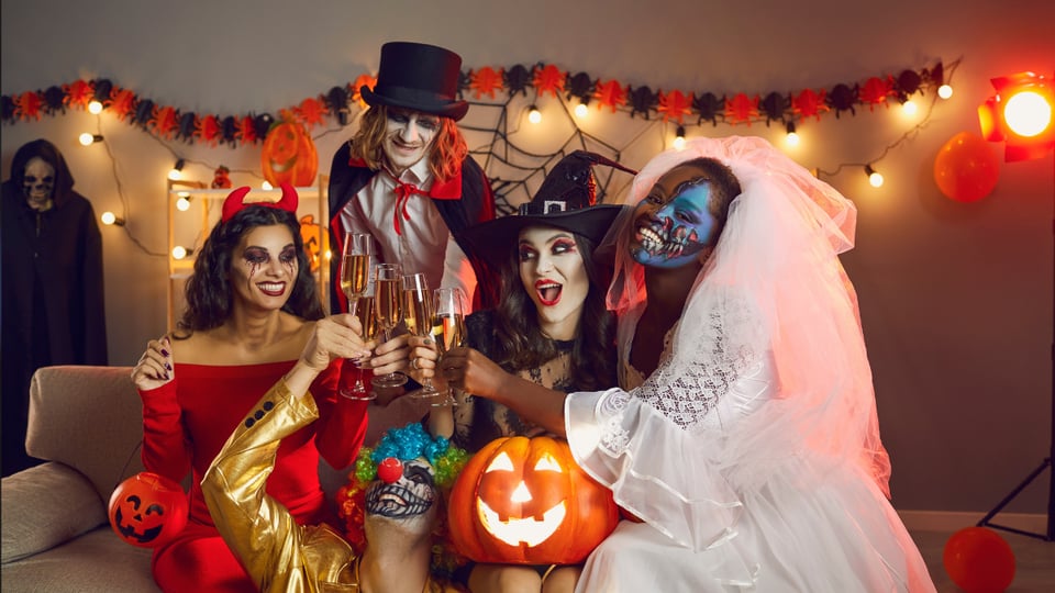 ¿Sabes cuáles son los disfraces más populares en la historia de Halloween?