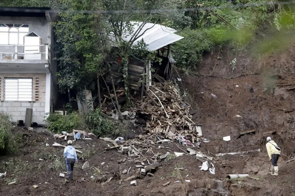 Claudia Sheinbaum, inundaciones en México, desastre natural MundoNOW