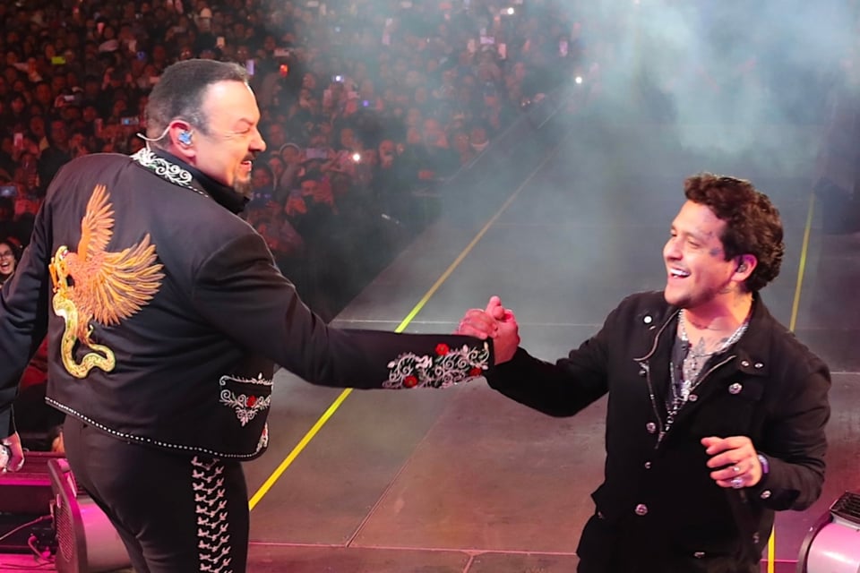 Pepe Aguilar produciría el nuevo disco de Christian Nodal, según un compositor