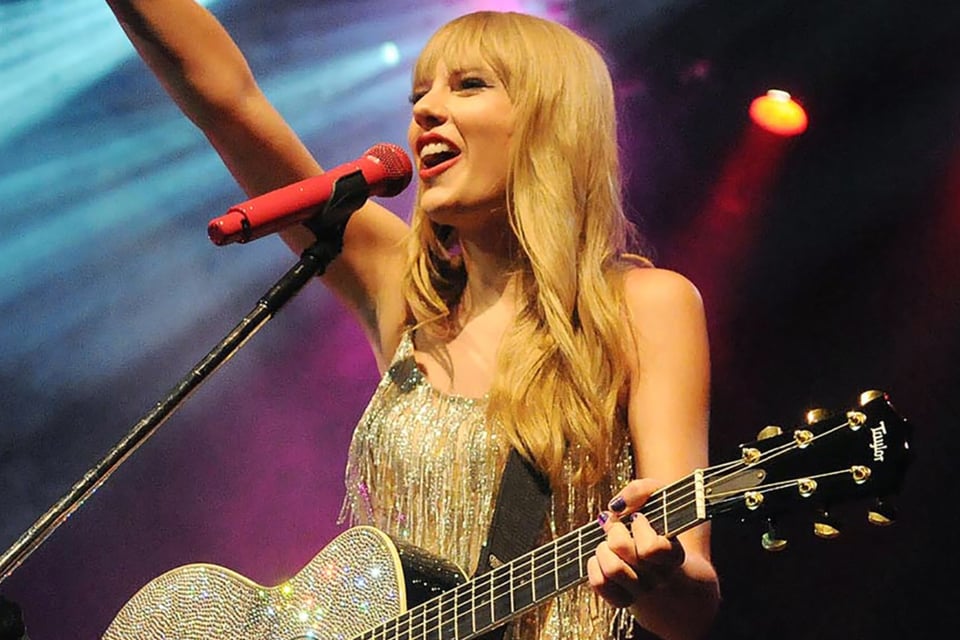 Apple y Taylor Swift apuestan por el color naranja: coincidencia o estrategia compartida