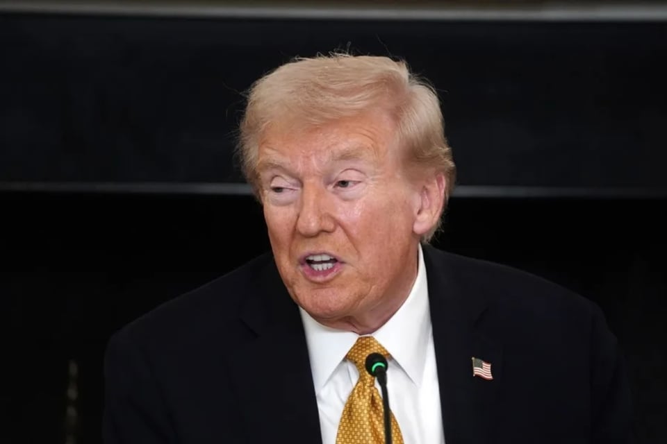 Trump asegura que los cárteles de México gobiernan el país, pero elogia a Sheinbaum