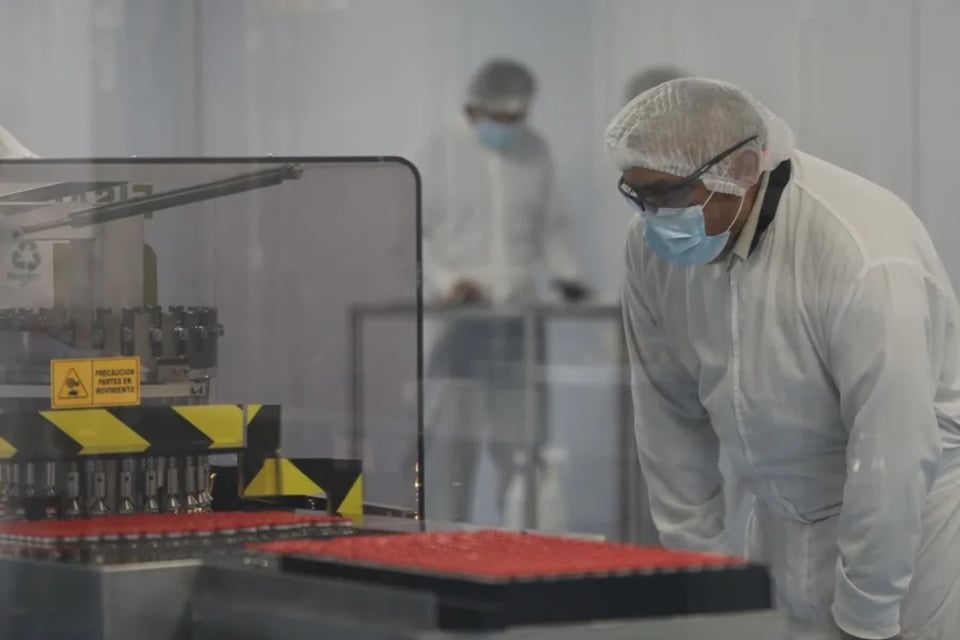 Trump anuncia acuerdo con AstraZeneca para reducir precios de medicamentos en Estados Unidos featured image