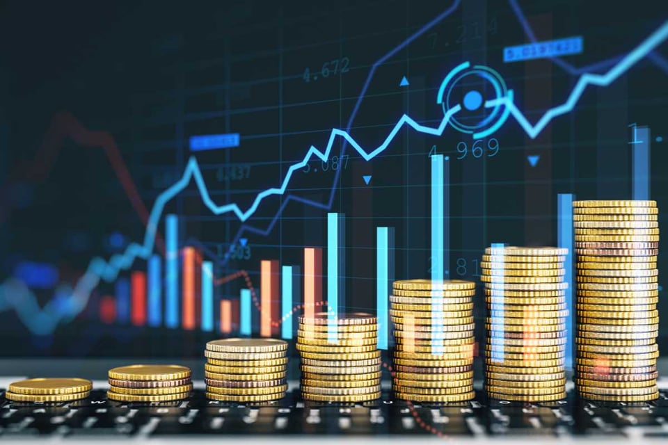 Mercado bursátil repunta con apoyo del oro y el petróleo