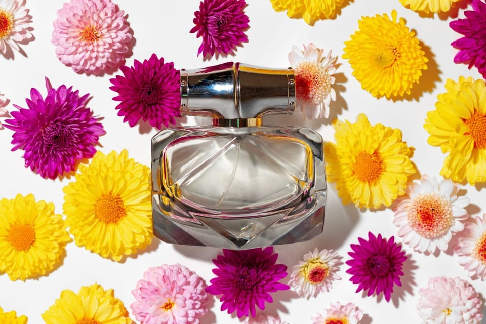 ¿Qué dice tu perfume sobre ti? El sorprendente poder psicológico de tu aroma