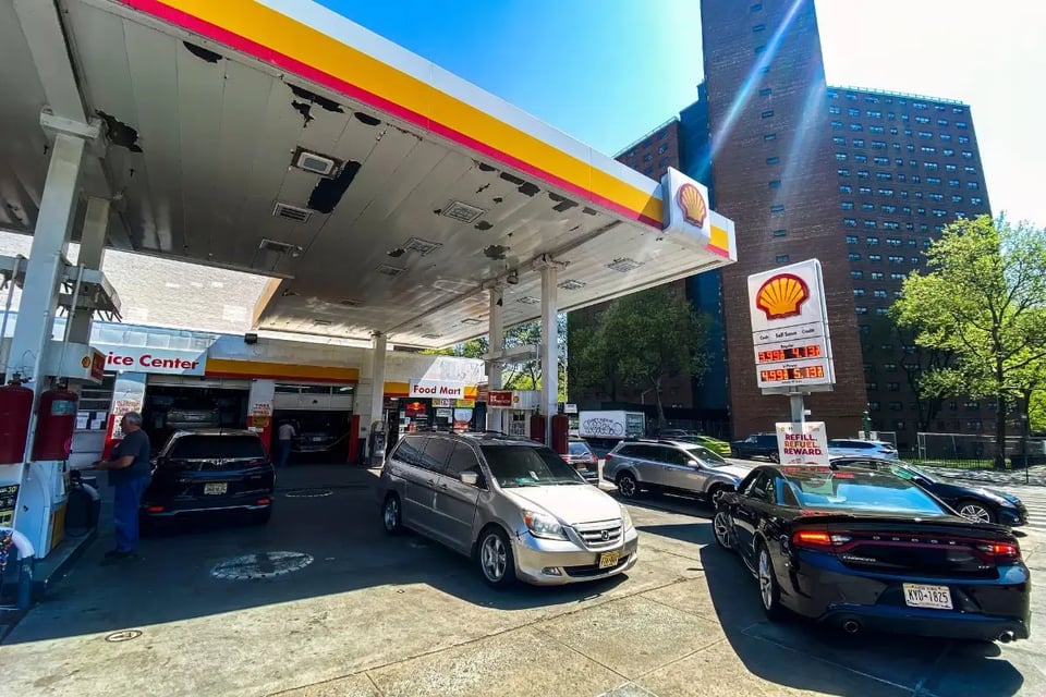 El precio de gasolina hoy siguió bajando ¿Dónde está más barata?