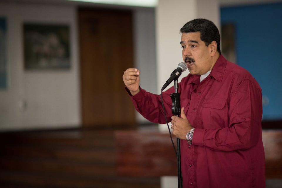 Maduro acusa a EE.UU. de buscar una “guerra eterna” y anuncia brigadas internacionales