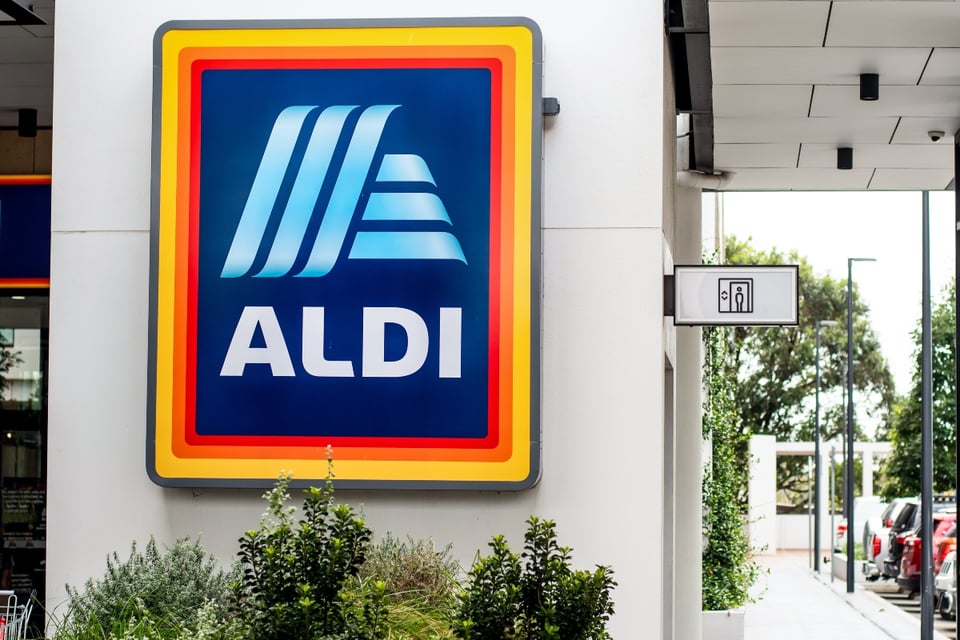 Aldi retira rollitos de primavera vegetales por contener camarones y alerta a consumidores en 40 estados
