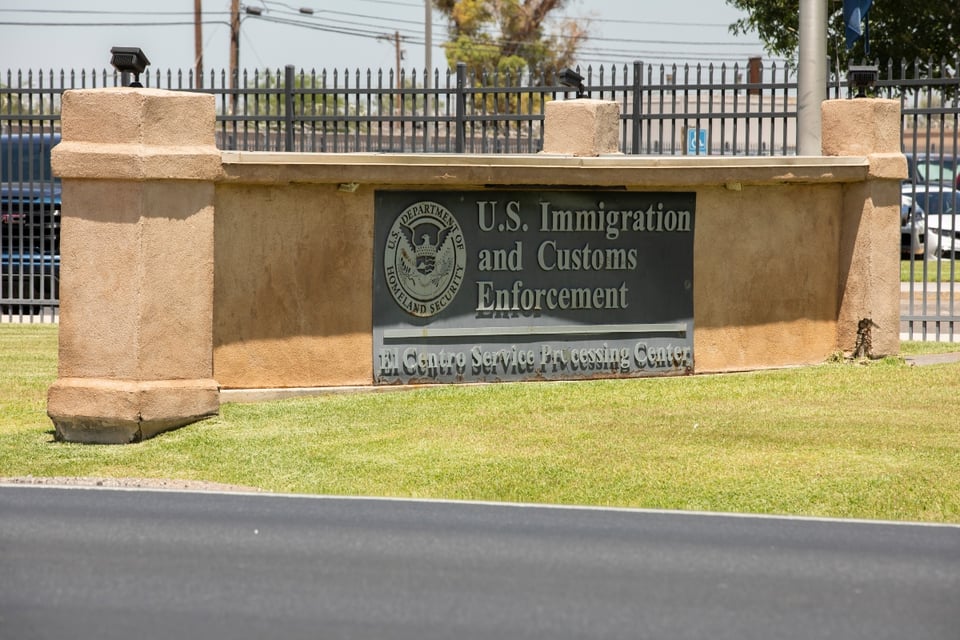 Venezolana detenida por ICE suplica ser deportada por deterioro mental