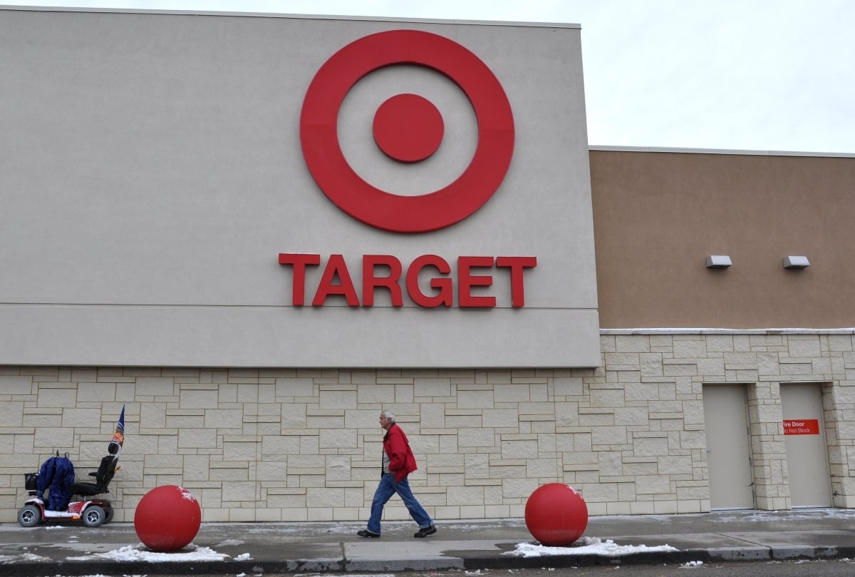Compradora gana $11 millones tras demandar a Target por un accidente