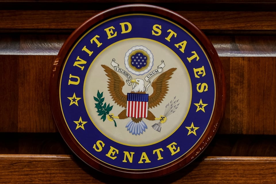 Senado de EE. UU. revoca los aranceles globales de Trump