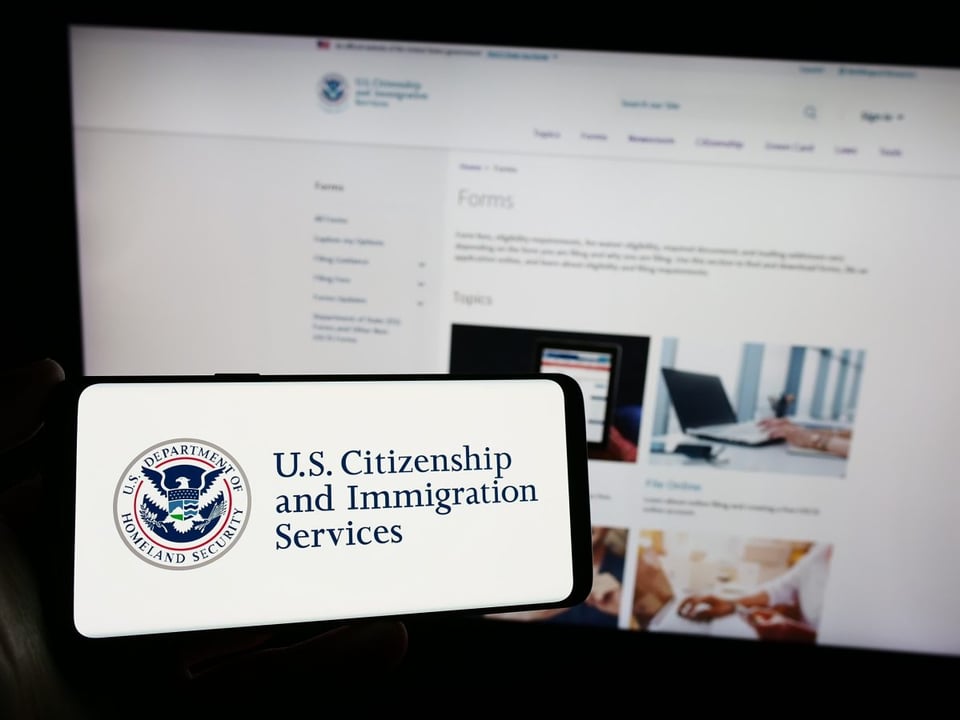 Estados Unidos impone nuevo requisito para trámites migratorios