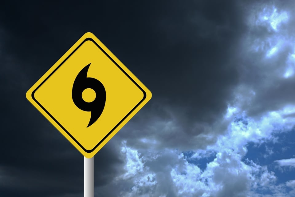Tormenta Jerry, huracán, Centro Nacional de Huracanes MundoNOW