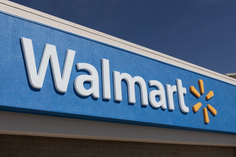 Walmart Halts Job Offers After Trump’s Immigration Measures