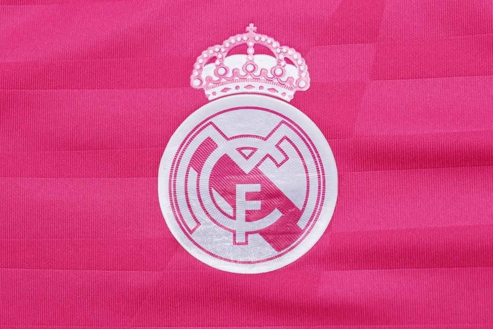 Real Madrid, Uniforme