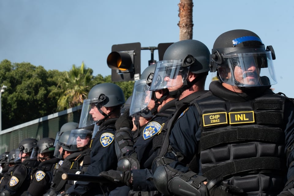 Los Ángeles declara emergencia ante redadas migratorias