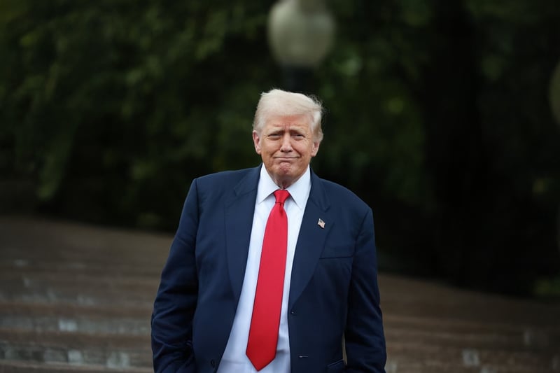 GM y Ford respaldan los aranceles de Trump a México y Canadá