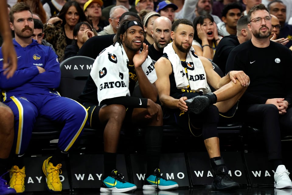 Stephen Curry se perderá al menos una semana por lesión