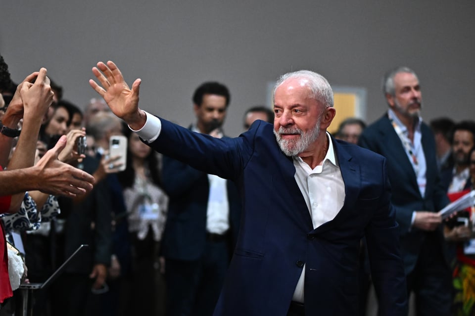 Trump retira aranceles a Brasil