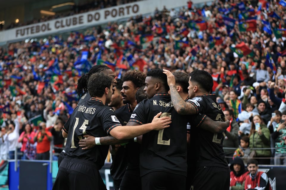 Portugal golea sin Cristiano Ronaldo a Armenia