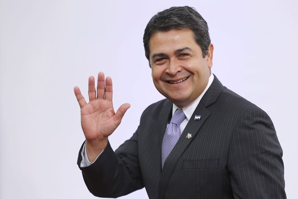 Trump anuncia perdón a Juan Orlando Hernández, expresidente hondureño preso por narcotráfico