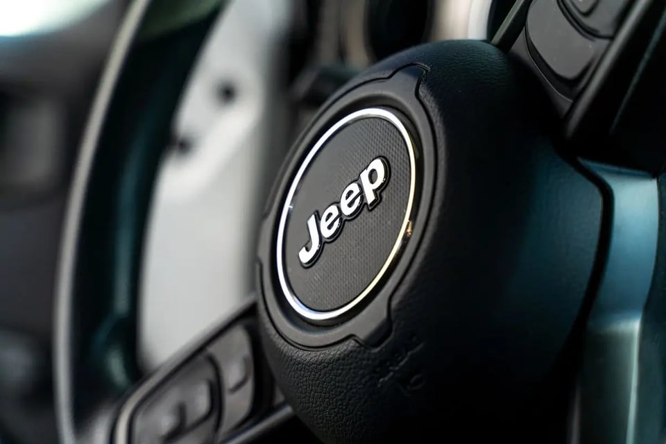 Chrysler retira más de 320.000 Jeep del mercado por riesgo de accidente