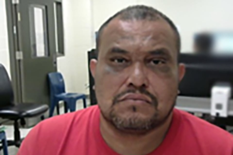 ICE detiene inmigrantes con antecedentes