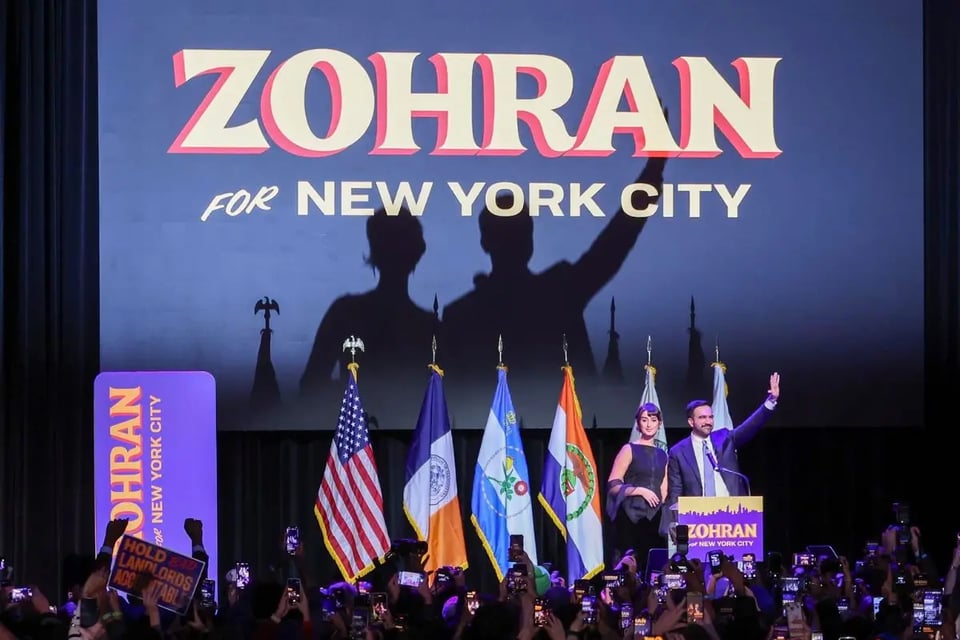 Mamdani promete ayudas a hispanos en NY, pero Trump podría frena los fondos featured image