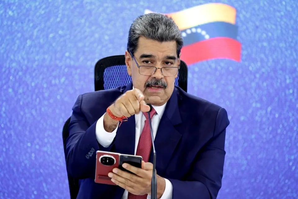 Maduro promueve el espionaje ciudadano en Venezuela con VenApp