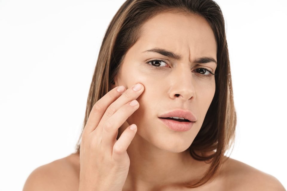 ¿Sufres piel seca en el frío? La recomendación clave de los dermatólogos para evitarlo! featured image