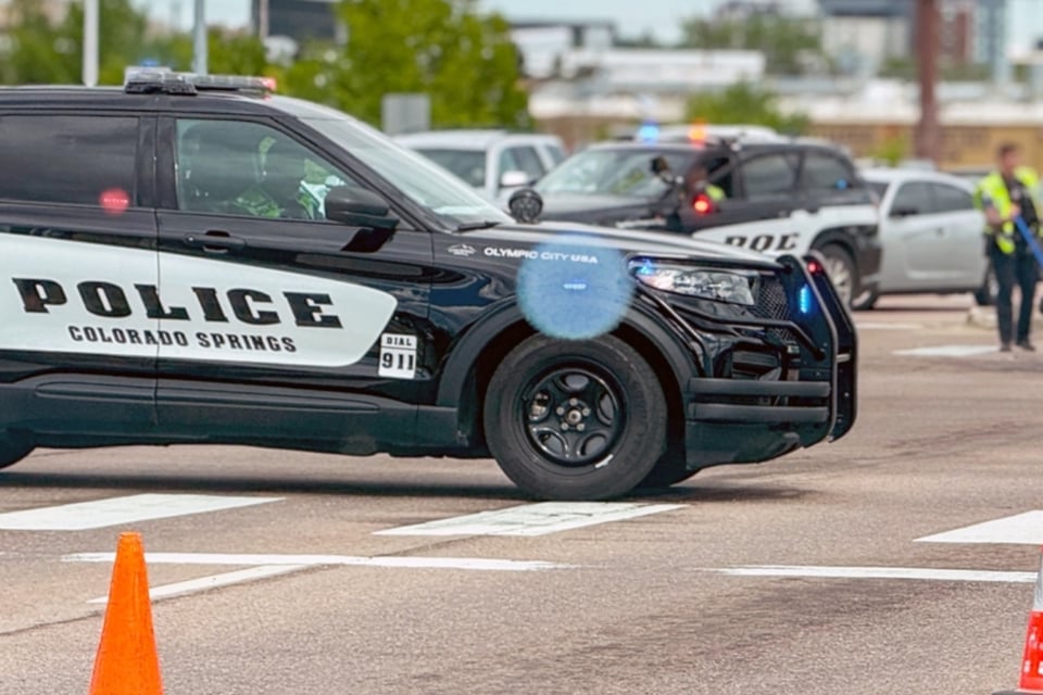 Accidente en carretera de Colorado deja cinco muertos, entre ellos tres menores